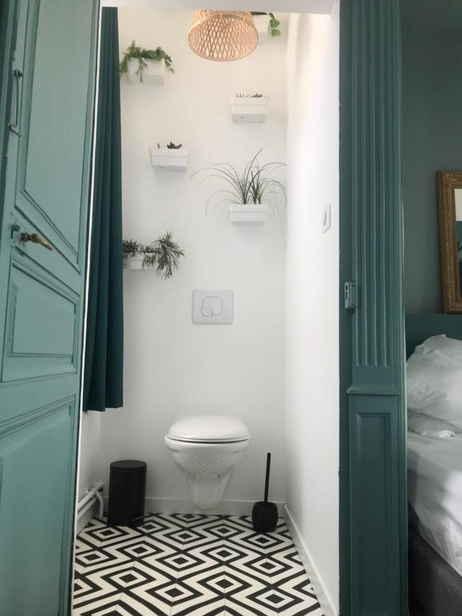Bed and Breakfast Aux Remparts De Montreuil Montreuil  Екстер'єр фото